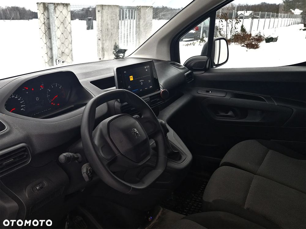 Peugeot Partner - 8