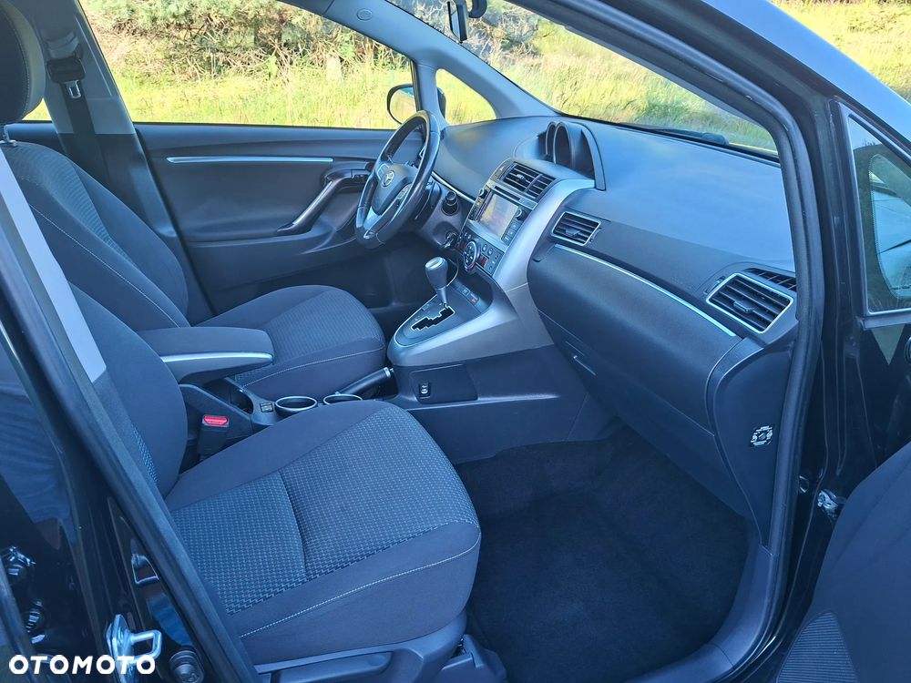 Toyota Verso 1.8 Multidrive Edition - 21