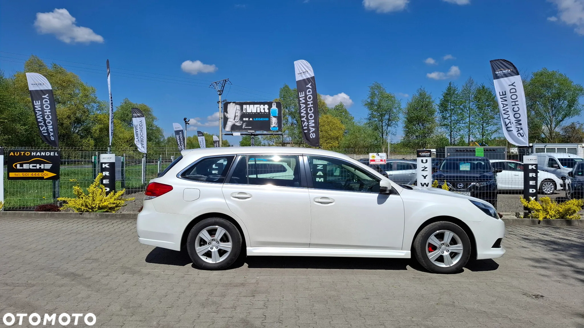 Subaru Legacy - 32