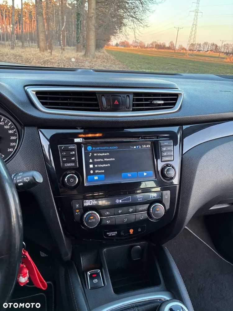 Nissan Qashqai 1.5 dCi Acenta EU6 - 10