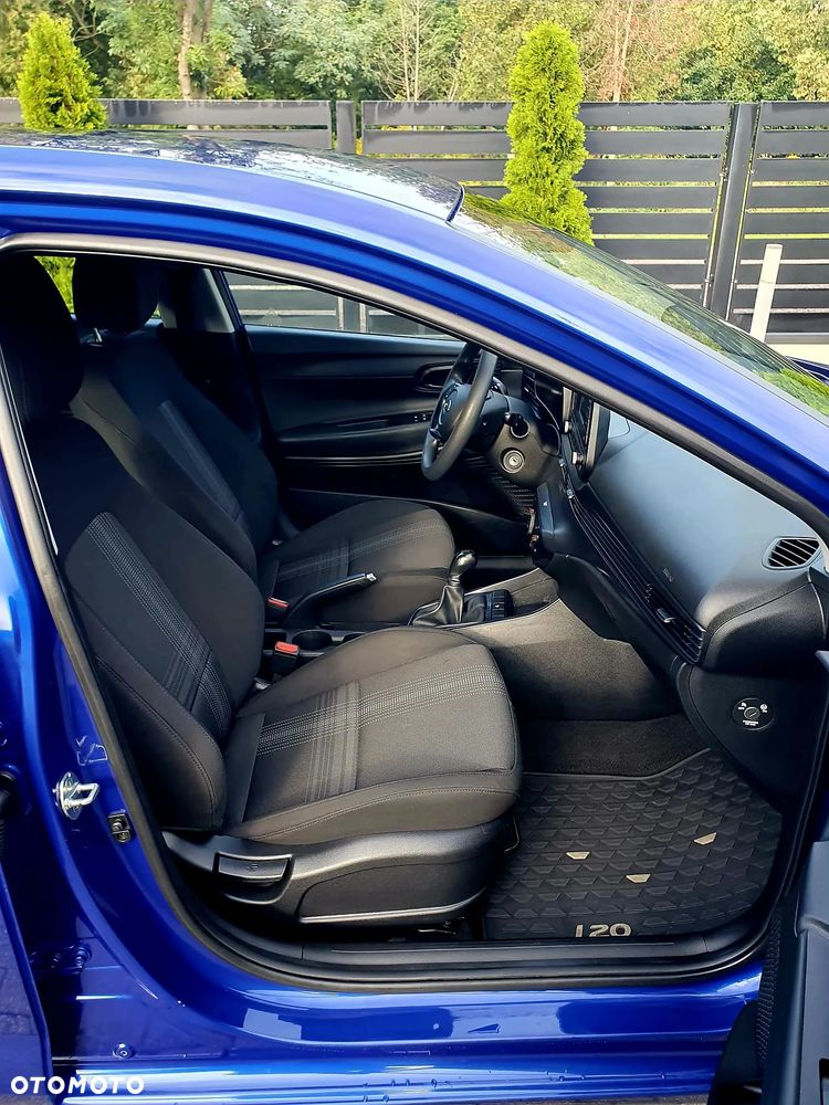 Hyundai i20 1.2 Pure - 24
