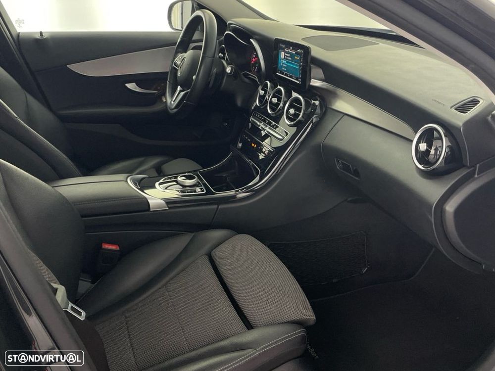 Mercedes-Benz C 300 de Avantgarde - 22