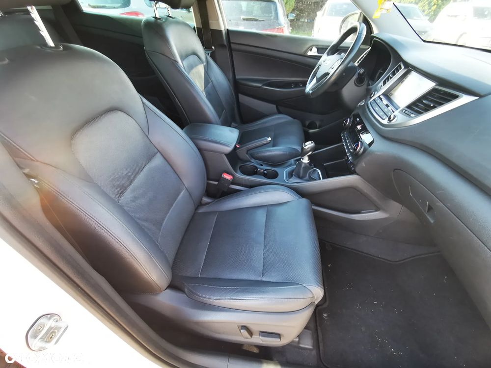 Hyundai Tucson 1.6 Turbo 2WD Intro Edition - 18