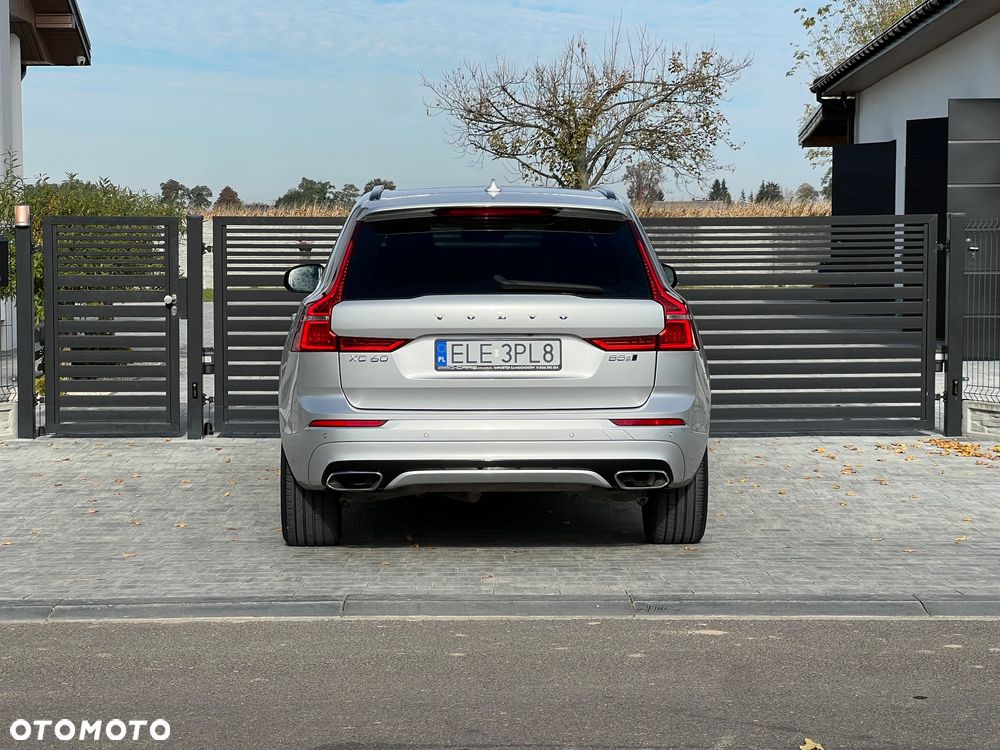 Volvo XC 60 D5 AWD R-Design - 14