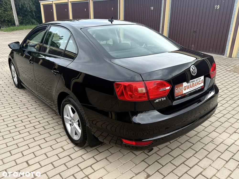 Volkswagen Jetta 1.6 TDI BMT Comfortline - 35
