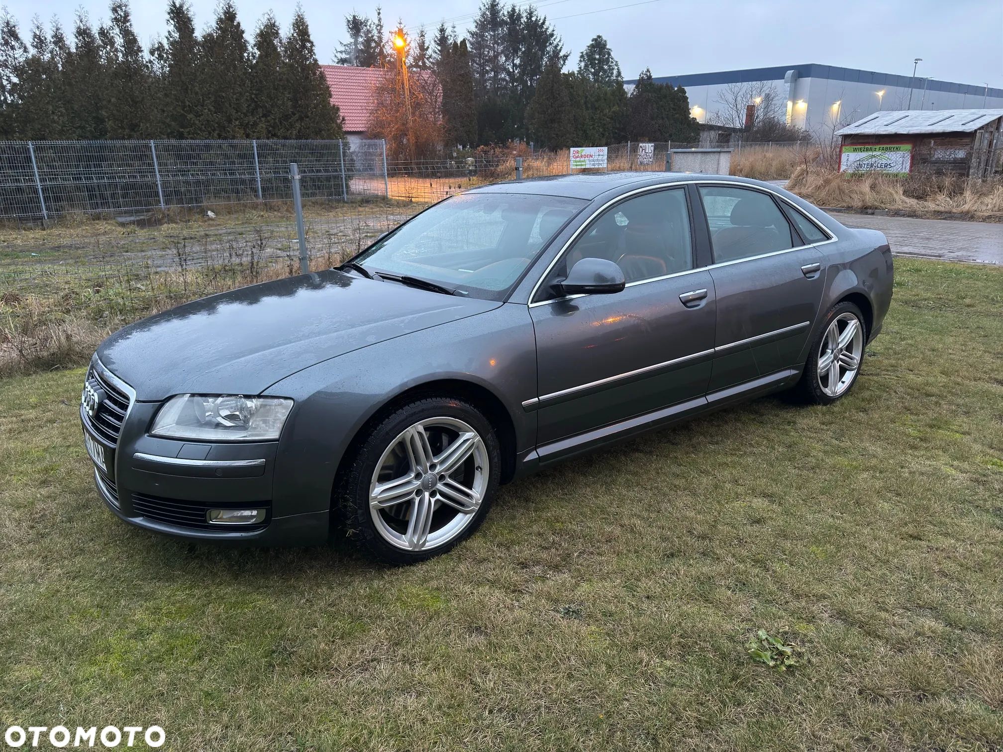 Audi A8 4.2 TDI Quattro - 1