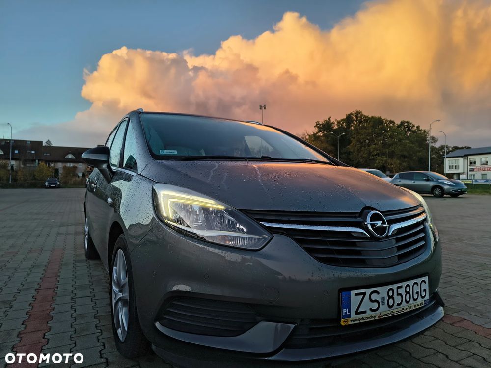 Opel Zafira - 8