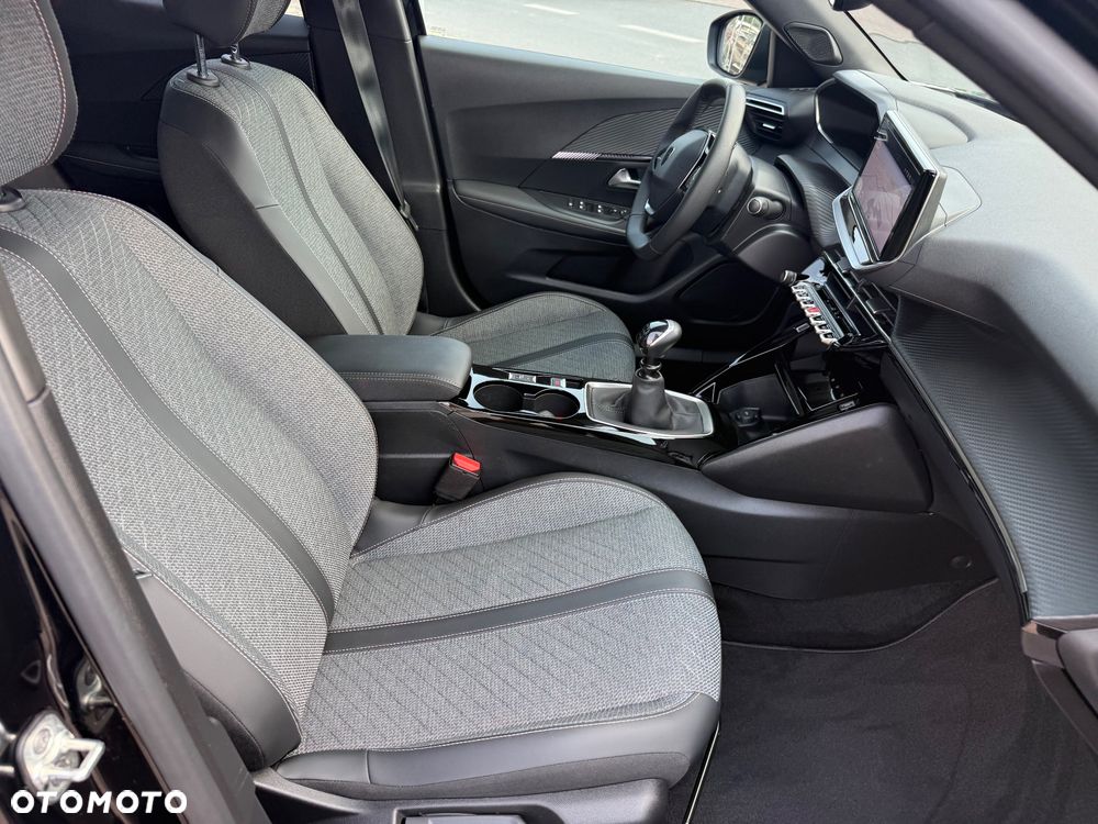 Peugeot 2008 TURBO 100 Allure - 11