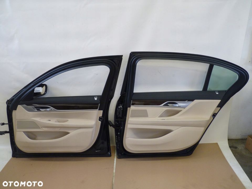 BMW 7 G12 LCI Long Bocze Boczki Tapicerka Komplet - 1