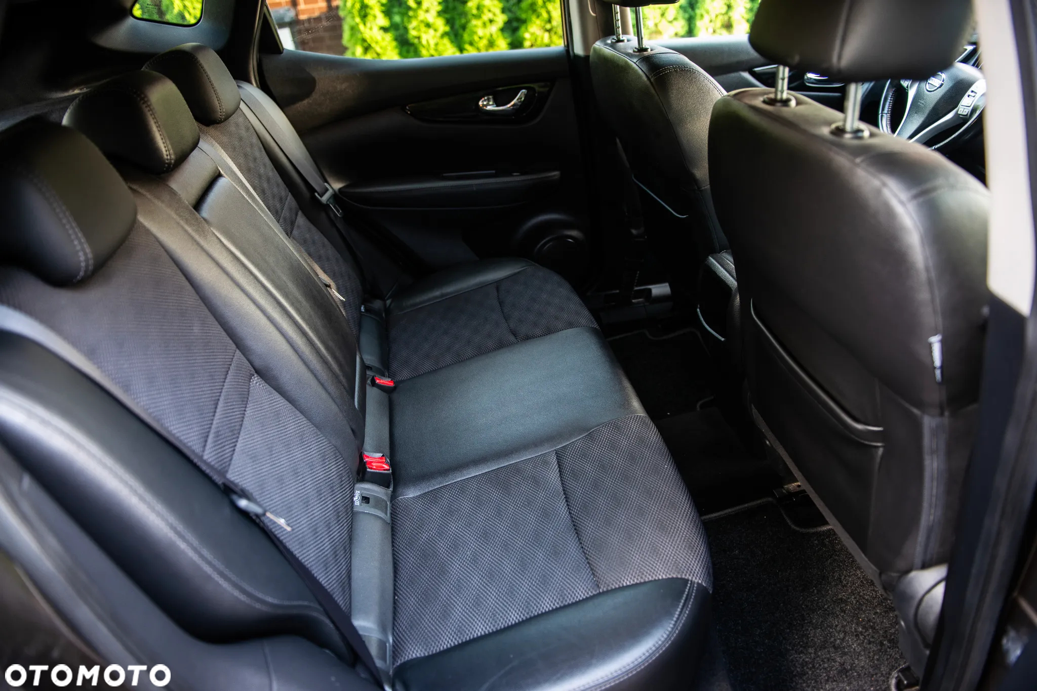 Nissan Qashqai 1.2 DIG-T Xtronic N-Connecta - 25