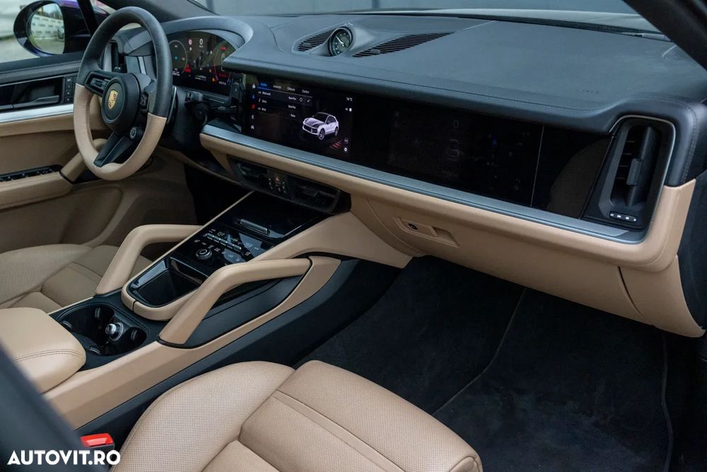 Porsche Cayenne Coupe E-Hybrid - 17