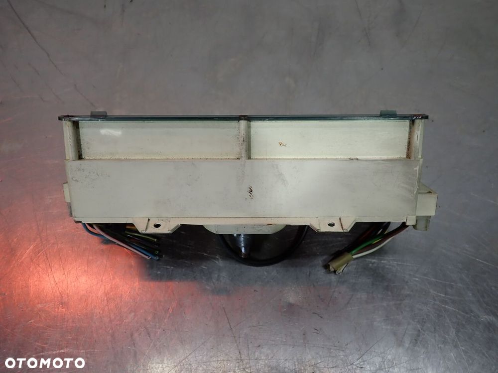LICZNIK FIAT 126P 7534473 7534474 832302010 - 6