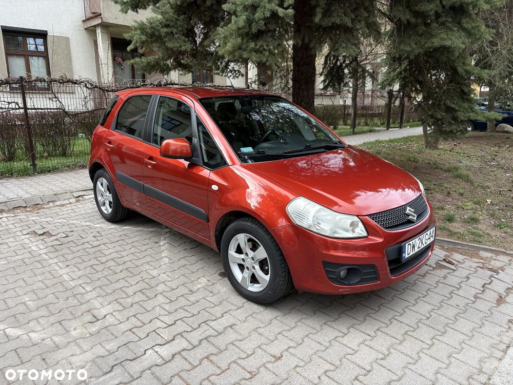 Suzuki SX4 1.6 Premium - 1