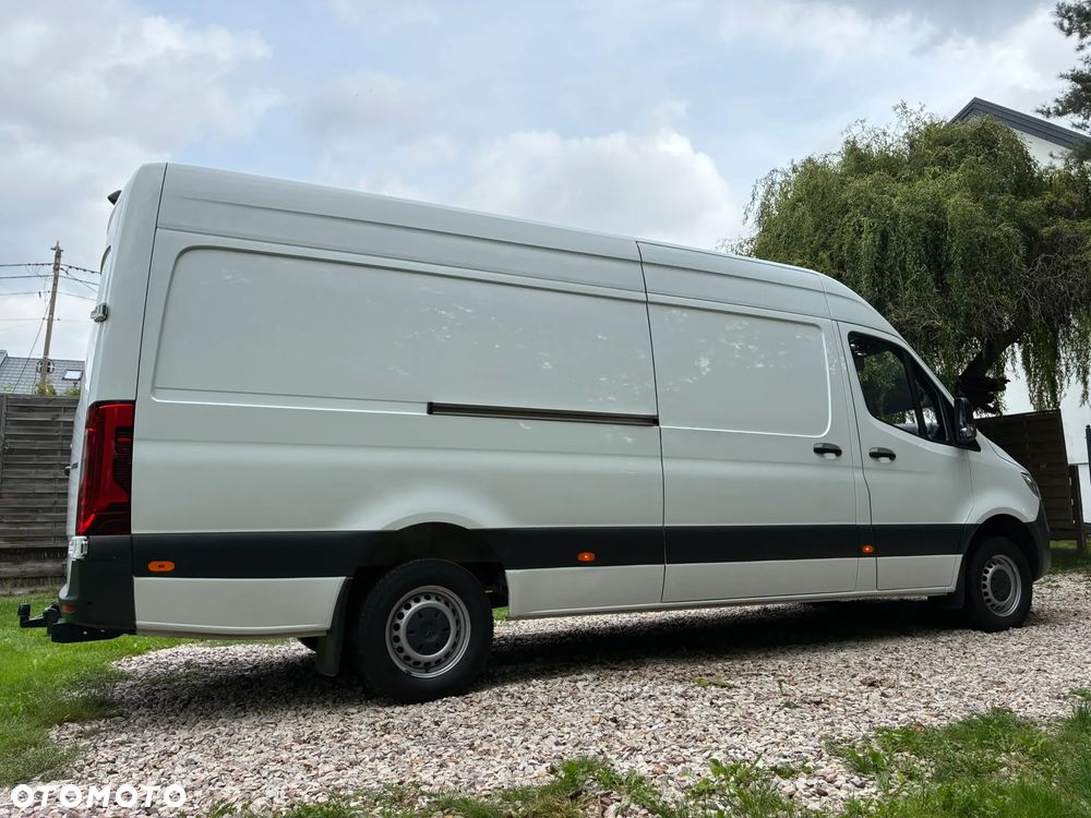 Mercedes-Benz Sprinter 317 Maxi Zabudowa Warsztatowa Najazd Składany Pneumatyka 170KM SALON PL Lampy LED Model 2023 - 25