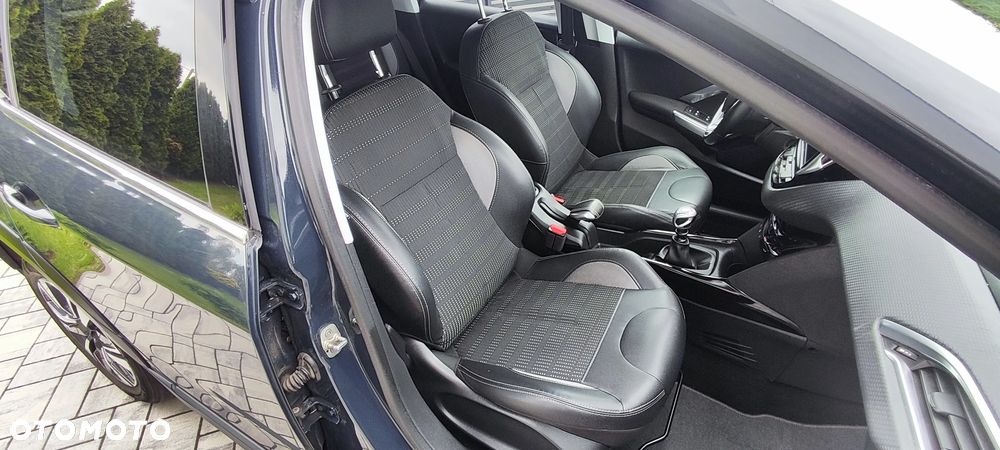 Peugeot 308 120 VTi Sport - 11