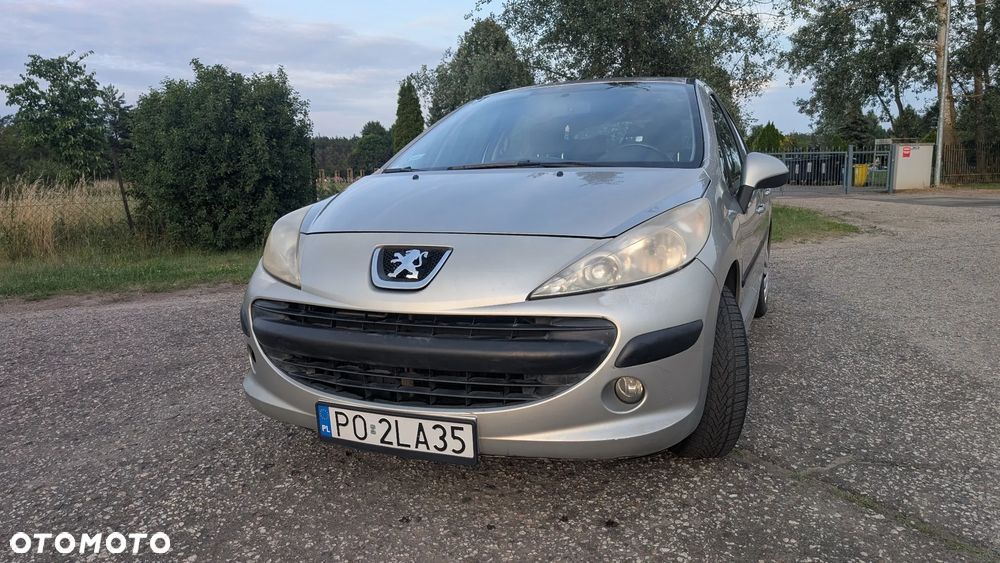 Peugeot 207 1.4 16V Trendy - 2