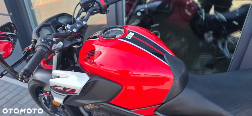 Honda CB - 38