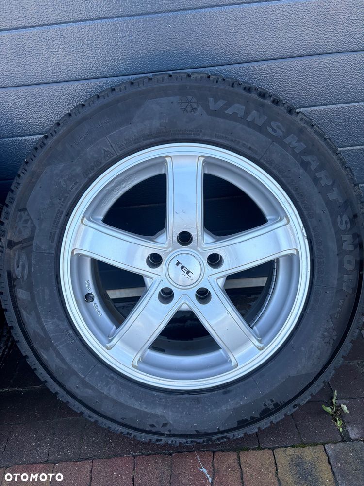 Alufelgi z Oponami 5x114.3 7Jx16 ET 38 215/70/16C 24r - 6