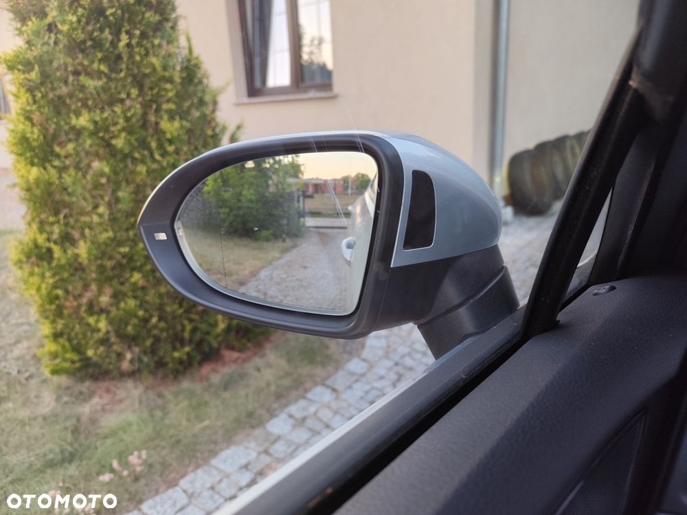 Volkswagen Passat 2.0 TDI EVO Business - 17