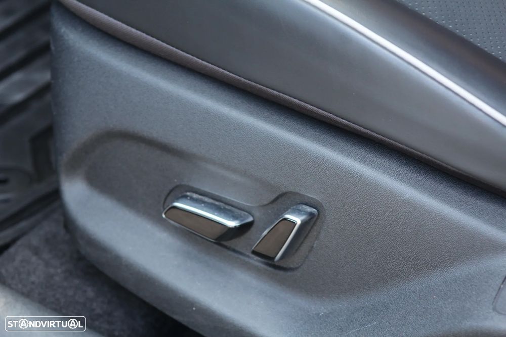 BYD Dolphin 60.4 kWh Design - 29