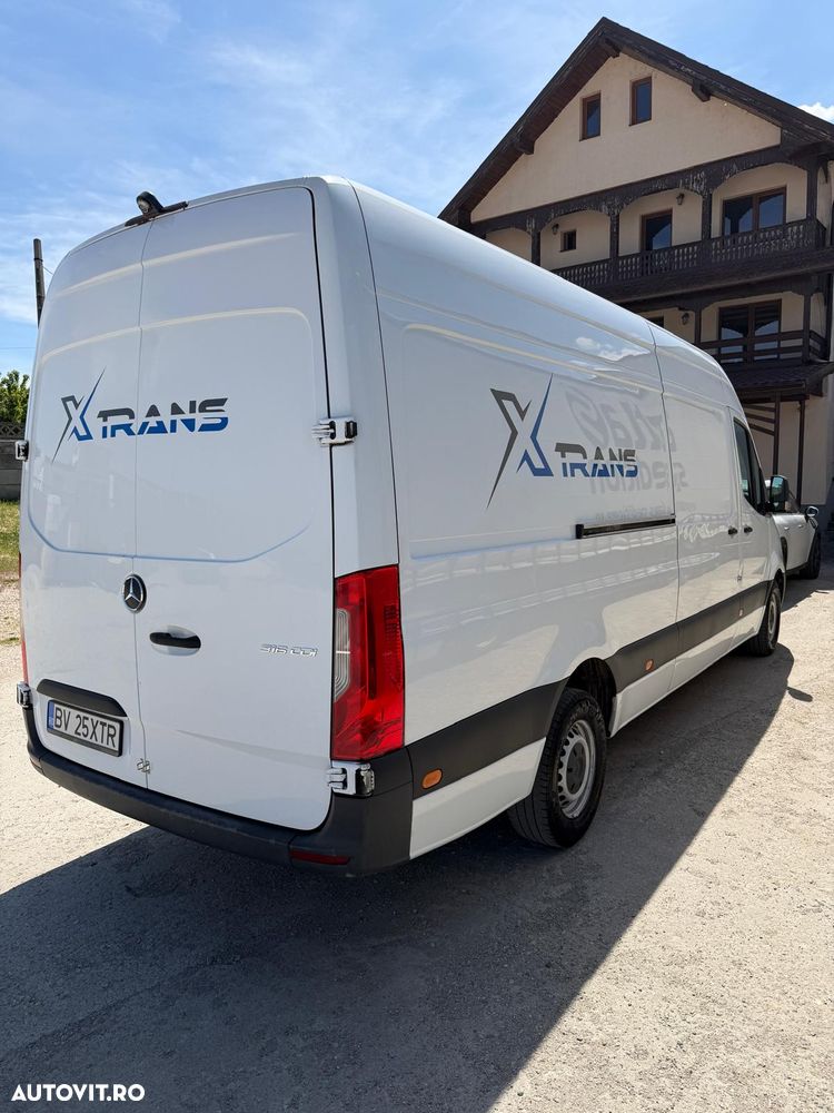 Mercedes-Benz Sprinter - 2
