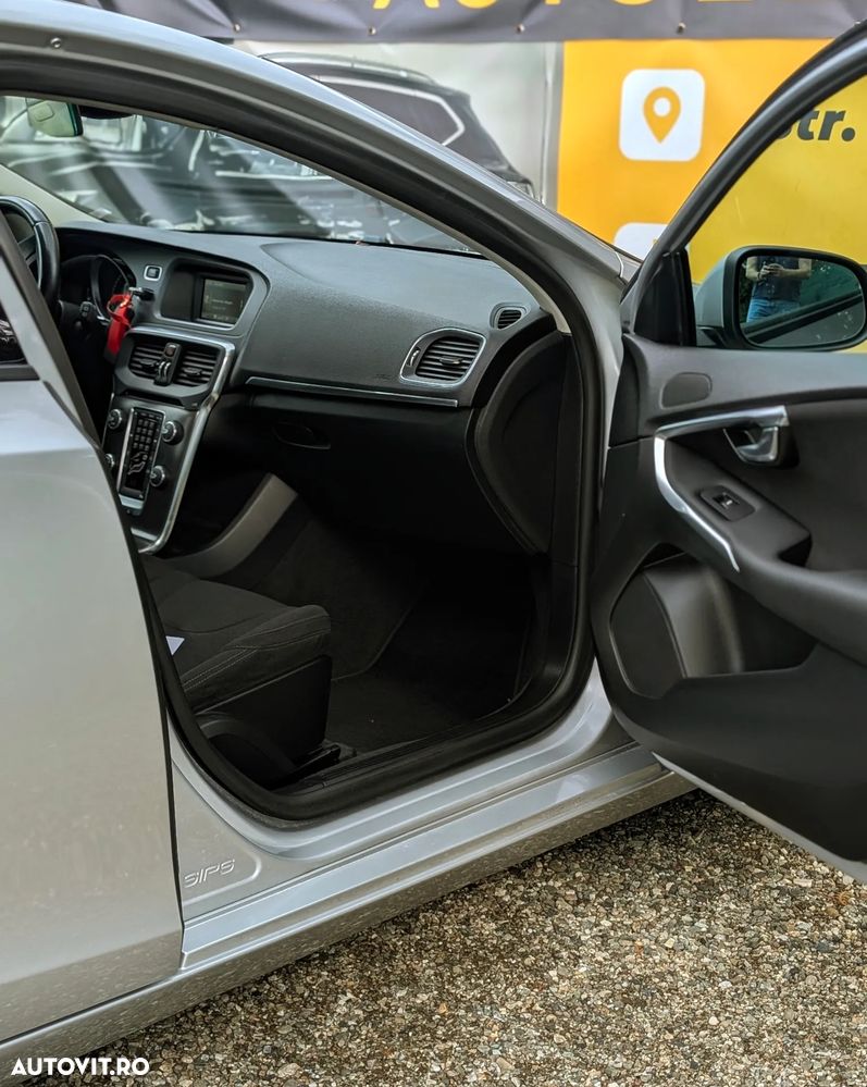Volvo V40 D2 ECO Kinetic - 16