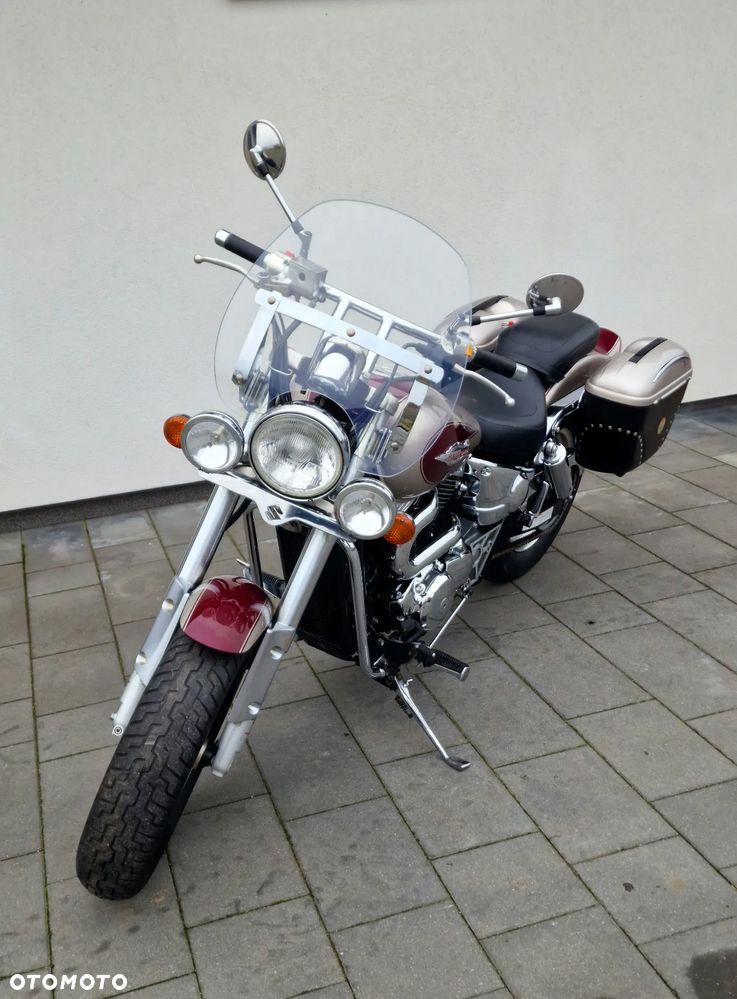 Suzuki VZ - 2