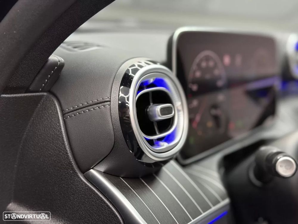 Mercedes-Benz C 300 e T 9G-TRONIC AMG Line - 31