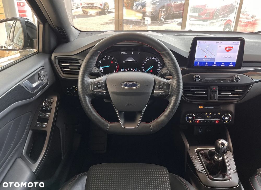 Ford Focus 1.5 EcoBoost ST-Line Black ASS - 15