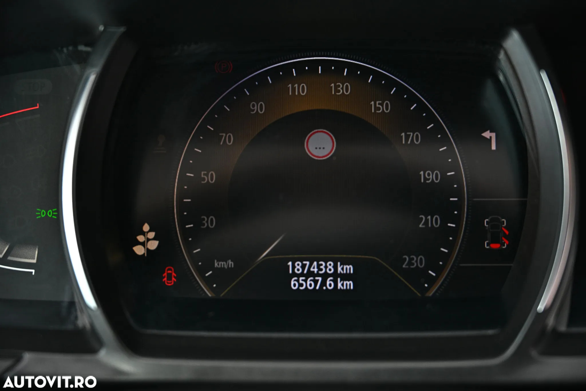 Renault Scenic BLUE dCi 120 BUSINESS EDITION - 16