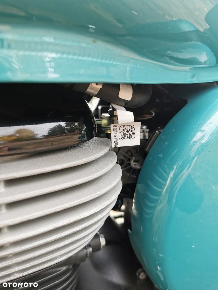 Royal Enfield Classic - 5