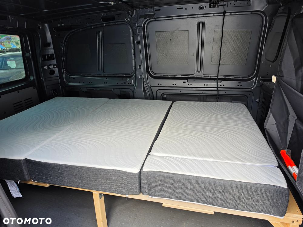 Mercedes-Benz Vito - 18