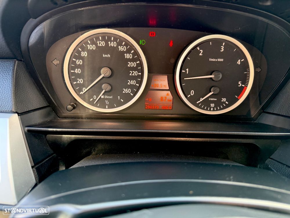 BMW 520 d Touring Special Edition - 35