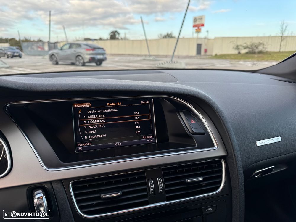 Audi A5 3.0 TDI V6 quattro S tronic C.Diesel S-line - 27