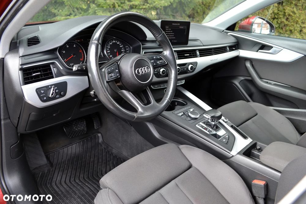 Audi A4 Avant - 16