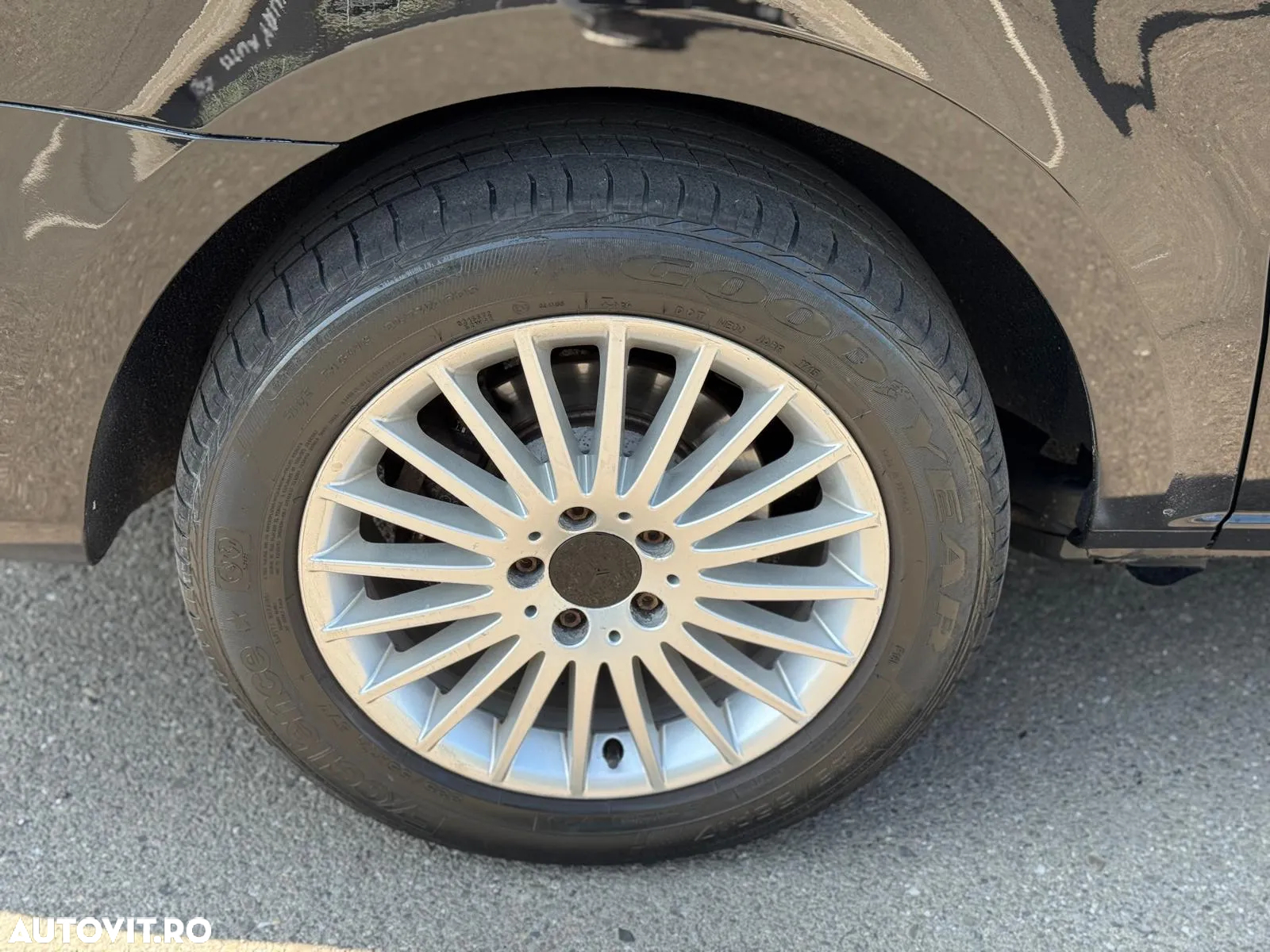 Mercedes-Benz V 250 (BlueTEC) d kompakt 4Matic 7G-TRONIC Avantgarde - 8