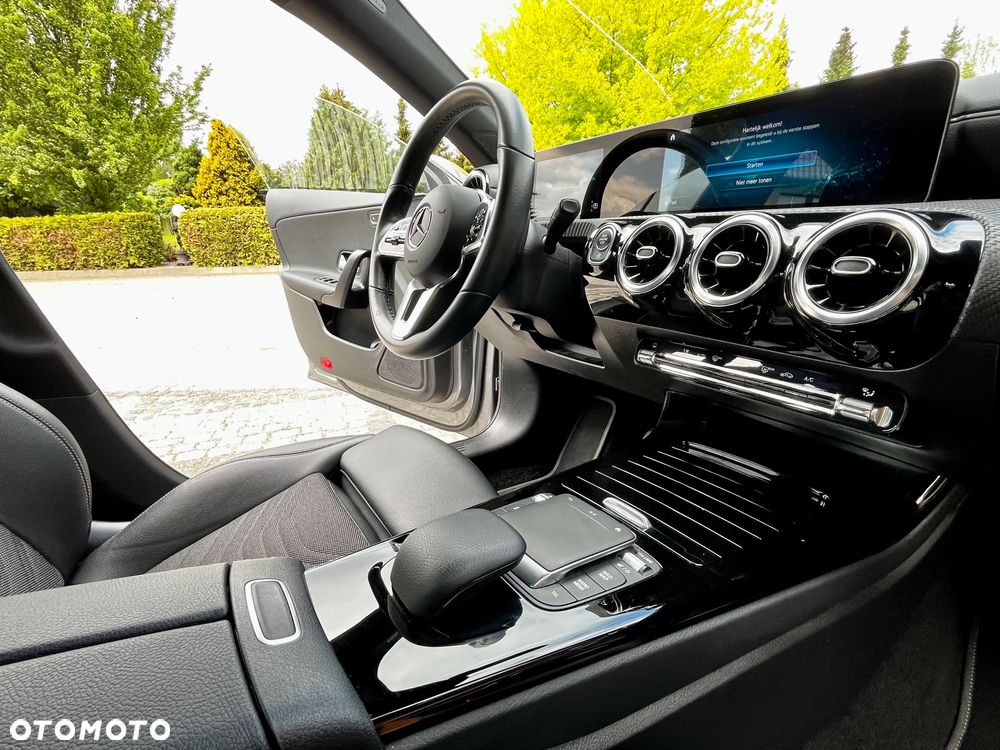 Mercedes-Benz CLA 180 d 8G-DCT Edition Progressive Line - 31