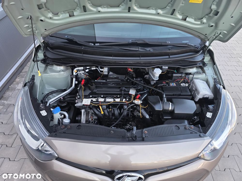 Hyundai i20 1.2 Select - 19