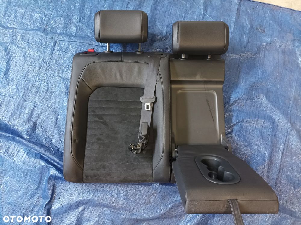 VW Passat B8 kombi  fotele kanapa komplet skóra alcantara - 5