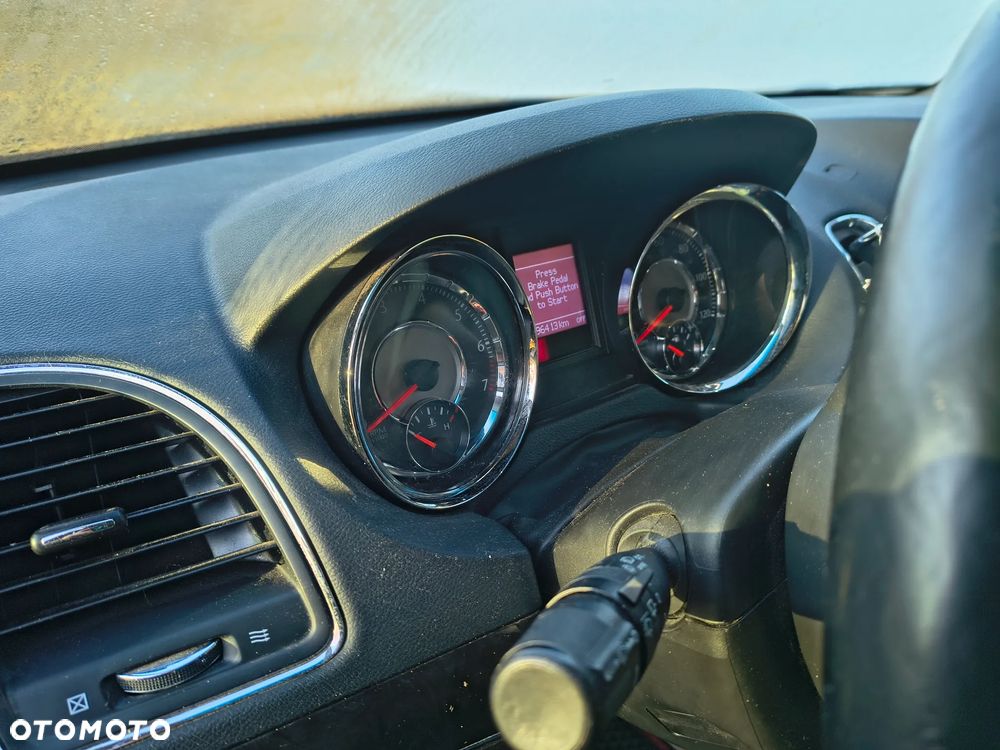 Chrysler Town & Country 3.6 Touring - 10