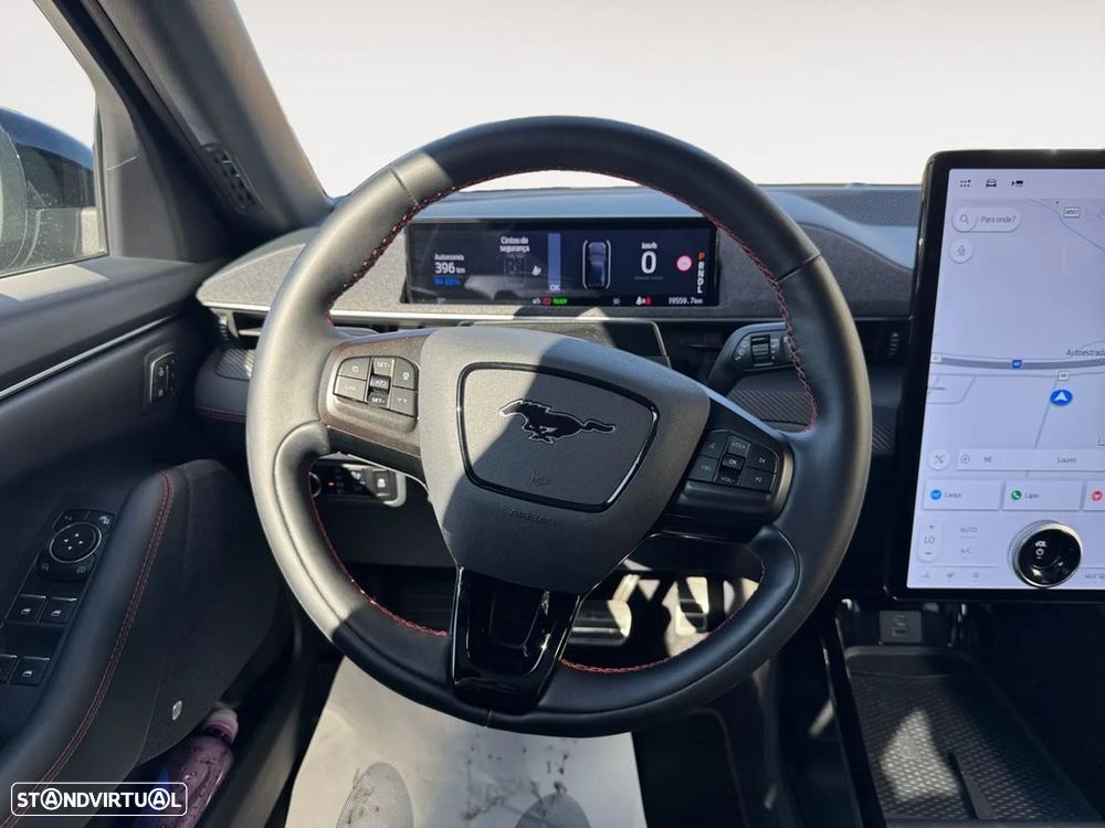 Ford Mustang Mach-E 75.7 kWh Premium AWD - 13