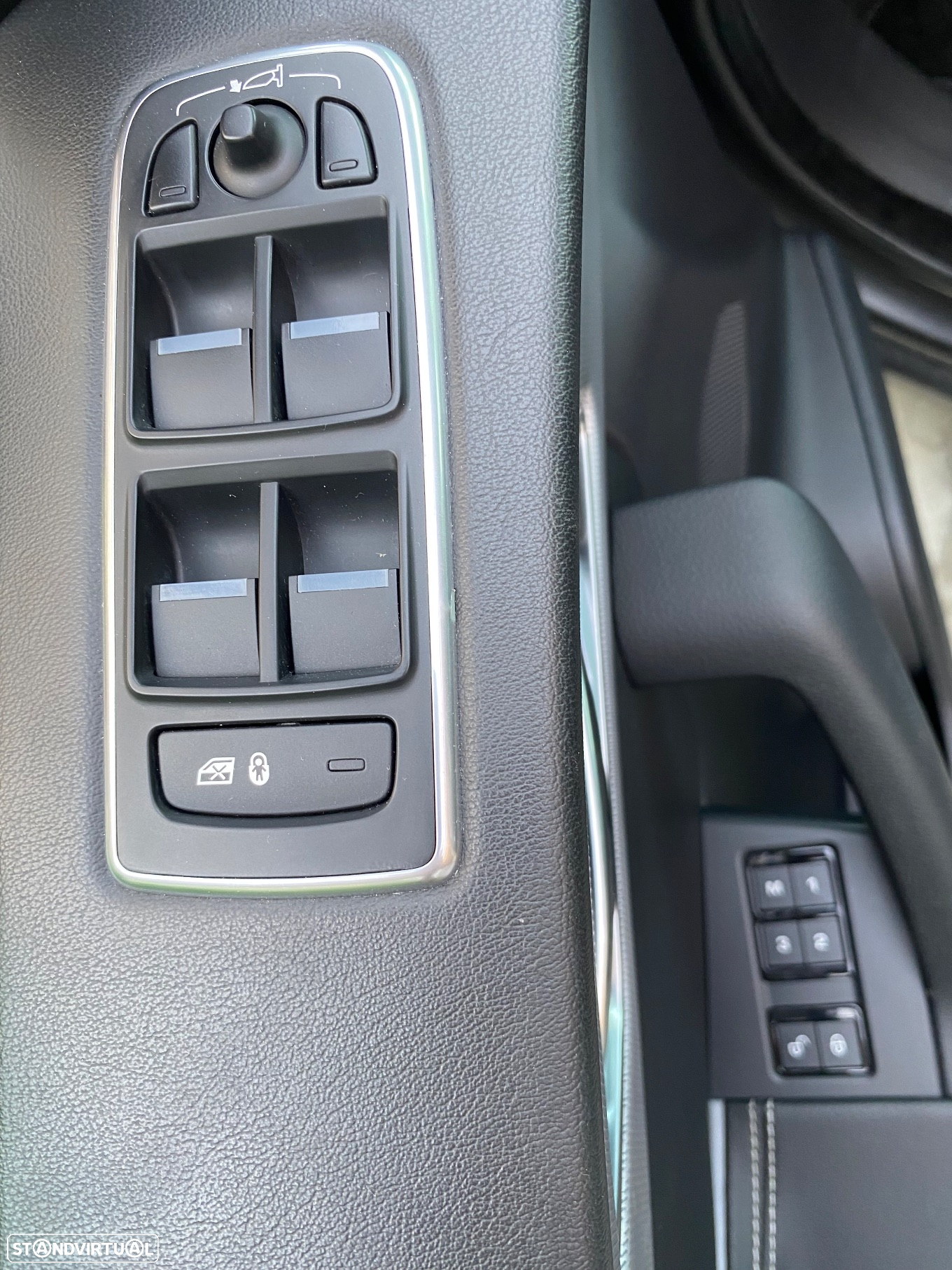 Jaguar F-Pace 2.0 i4D R-Sport AWD Aut. - 24