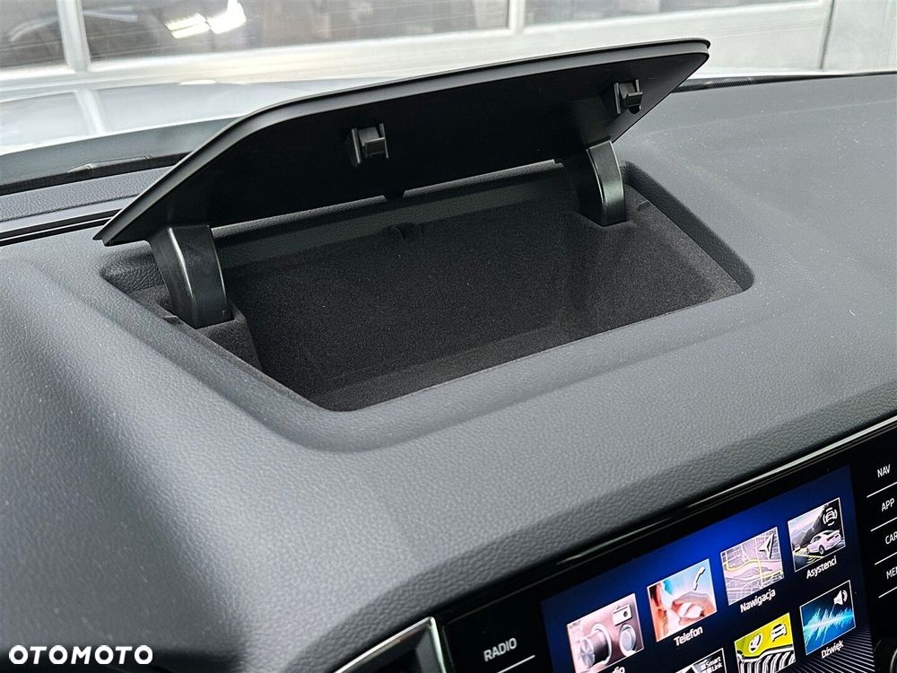 Skoda Karoq 1.5 TSI ACT 4x2 Style DSG - 32