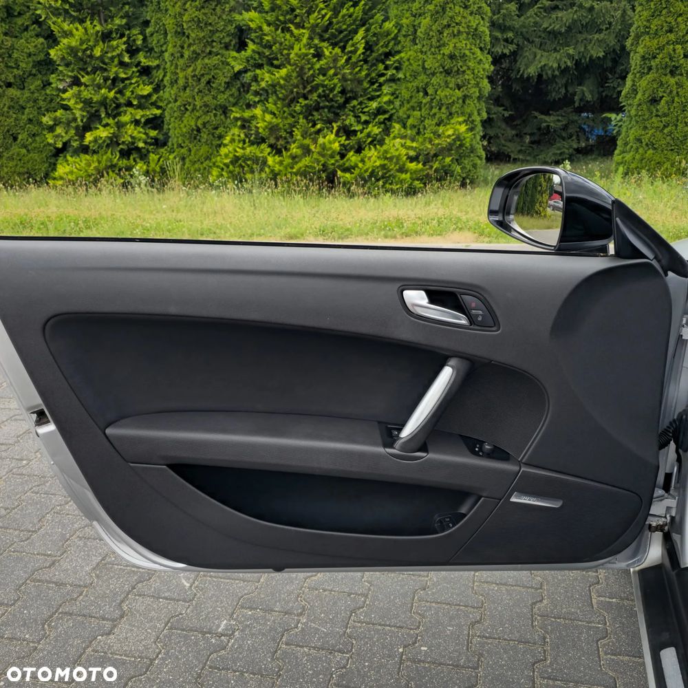 Audi TT Coupé 3.2 Quattro - 27