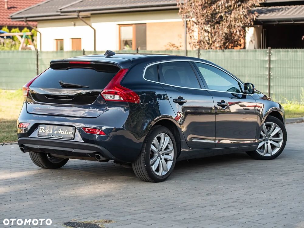 Volvo V40 D3 Geartronic Summum - 13