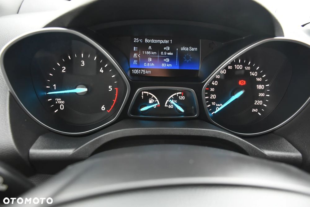 Ford Kuga - 21