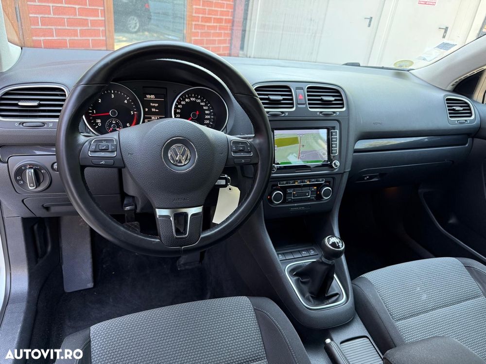 Volkswagen Golf - 14