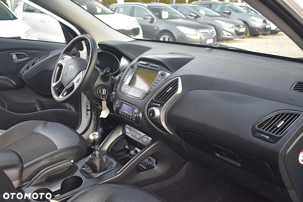 Hyundai ix35 1.7 CRDi Premium 2WD - 22