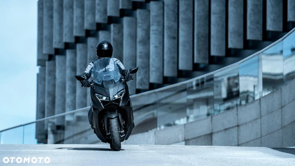 Yamaha Tmax - 11