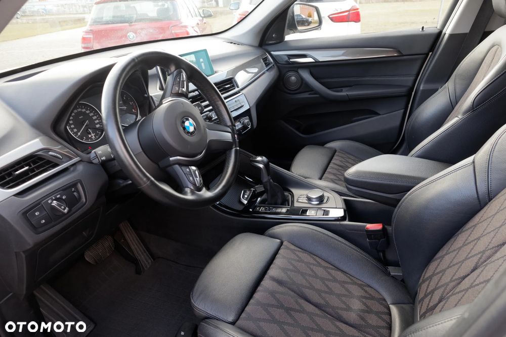 BMW X1 xDrive20d xLine - 15